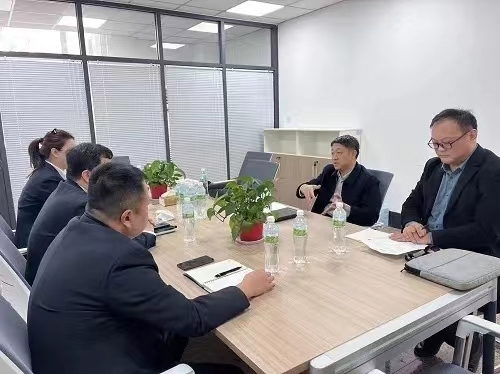 市365玩球平台_365彩票怎么买平局_上海365彩票事务服务中心开展企业大走访活动